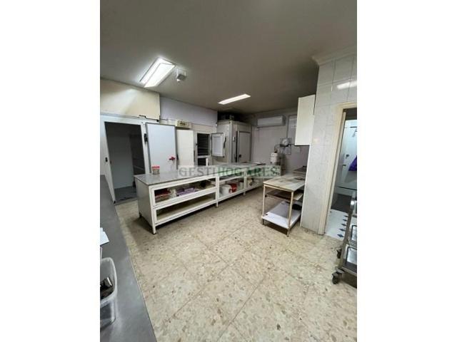 Local comercial en venta en Chiclana de la Frontera photo 0