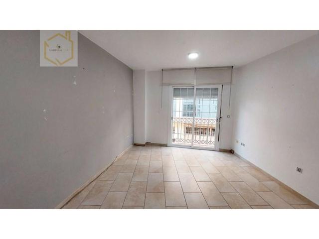 Apartamento en venta en Fuengirola photo 0