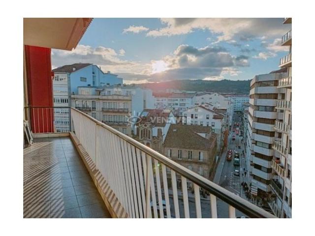 Apartamento en venta en Ourense photo 0