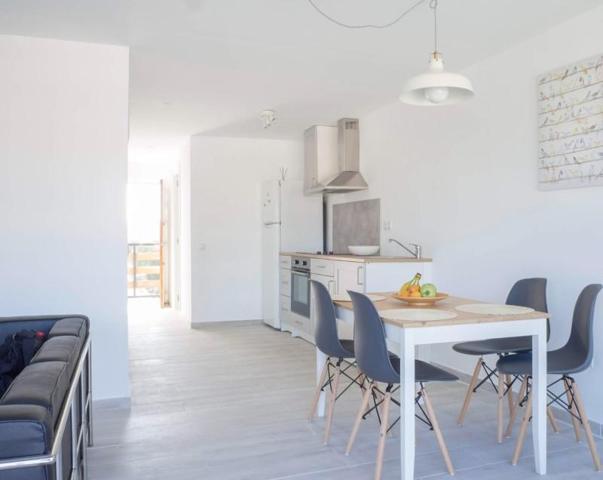 Piso en venta en Marbella, Linda Vista-Nueva Alcántara-Cortijo Blanco photo 0