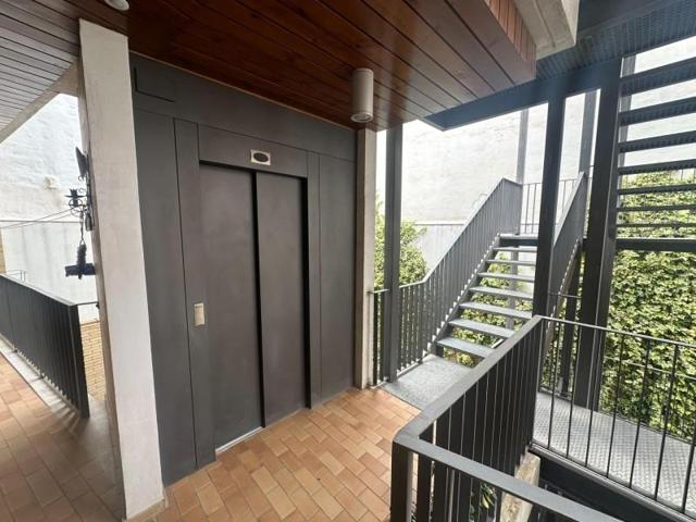 Piso en venta en Córdoba, Av. Barcelona - Viñuela - Rescatado photo 0