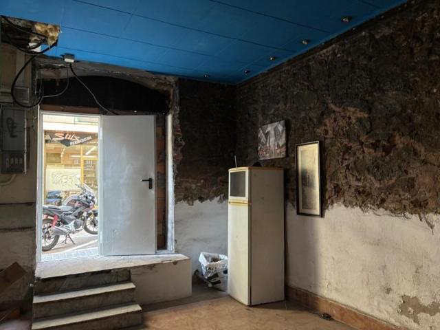 Local comercial en venta en Barcelona, Vila de Gràcia photo 0