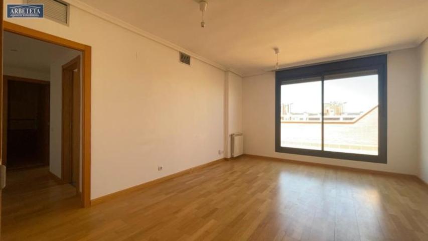 Aticos en venta en Guadalajara, Las Cañas photo 0