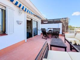 Aticos en venta en Vilanova i la Geltrú, Barri De Mar photo 0