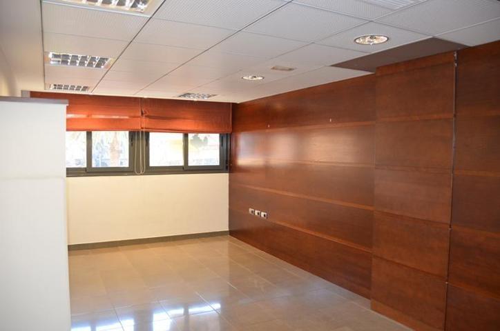 Oficina en venta en Cáceres, Centro photo 0