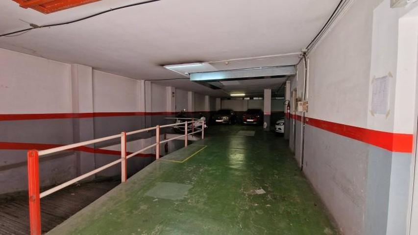 Local comercial en venta en L'Hospitalet de Llobregat, Collblanc photo 0