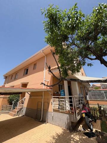 Bungalow en venta en Los Santos de la Humosa, Miramadrid 2 photo 0