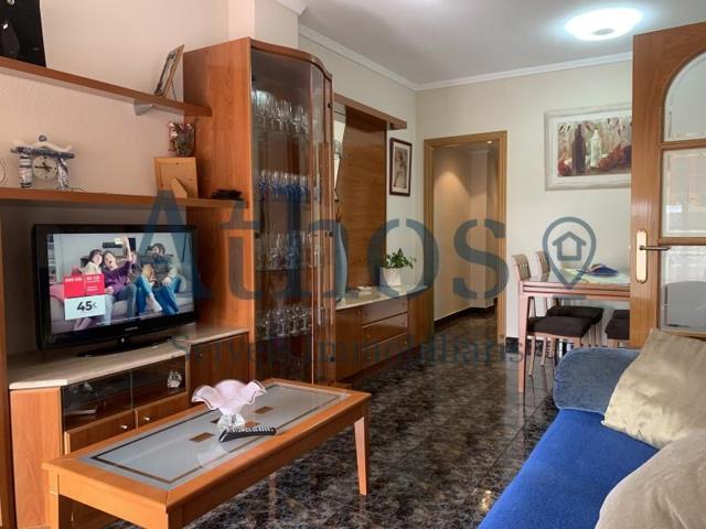 Piso en venta en Sant Boi de Llobregat photo 0