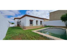 Chalet en venta en Chiclana de la Frontera photo 0