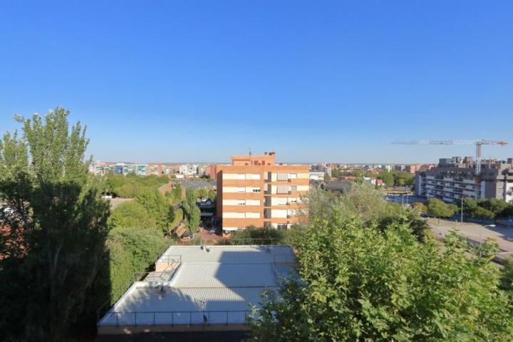 Piso en venta en Fuenlabrada, El Naranjo photo 0