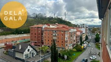 Piso en venta en Leioa, Leioa photo 0