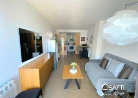 Piso en venta en Girona photo 0