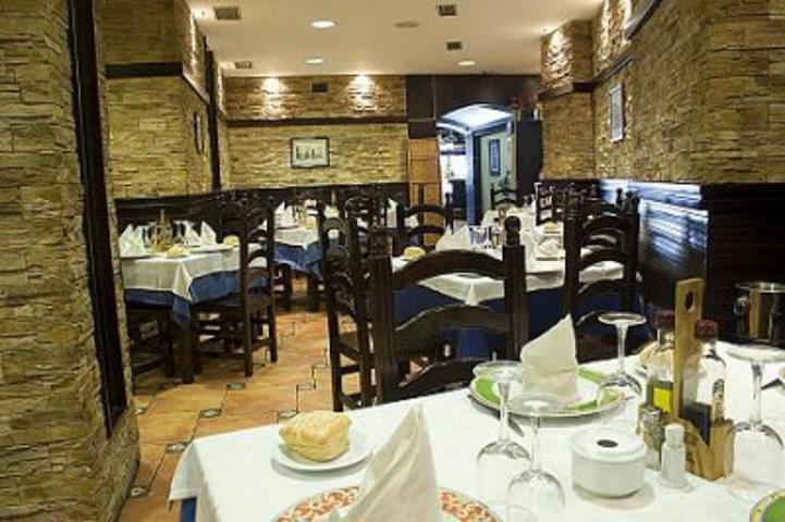 Local comercial en venta en Siero, Lugones photo 0