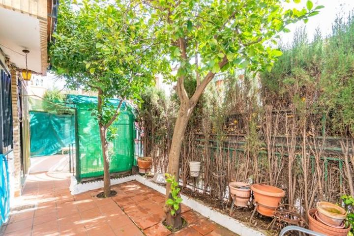 Adosada en venta en Armilla, Ayuntamiento photo 0