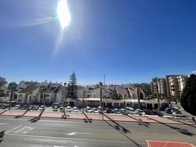 Piso en venta en Torrox photo 0