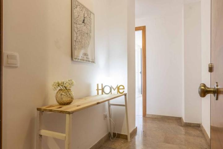 Piso en venta en Emperador, Emperador photo 0