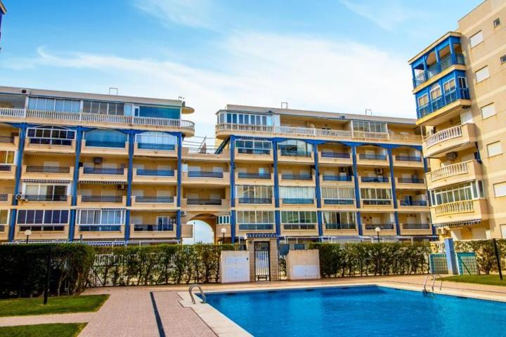 Apartamento en venta en Arenales del sol, Carrer Bahia photo 0