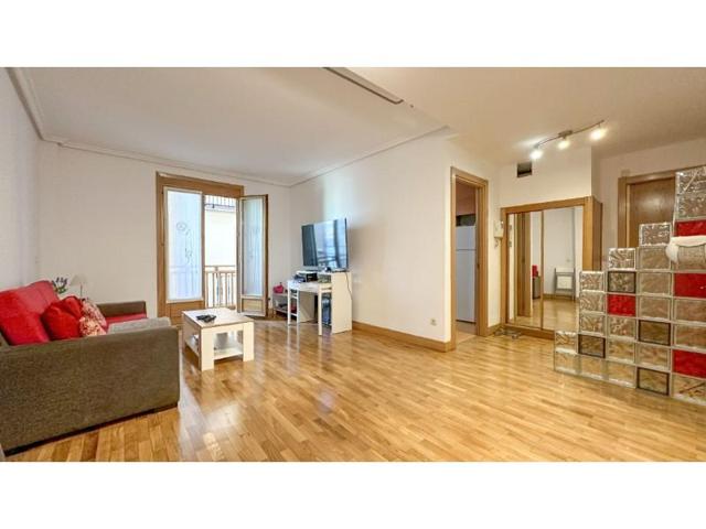 Piso en venta en Pasaia photo 0