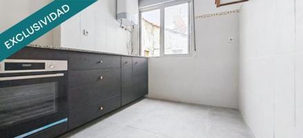 Edificio en venta en Avilés photo 0