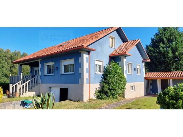 Casa en venta en Lalín photo 0