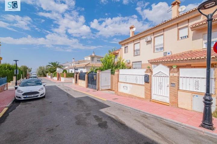 Casa en venta en Pulianas, Vega de granada zona noroeste photo 0