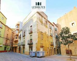 Chalet en venta en La Bisbal d'Empordà, Carrer Pella i Forgas, 17100 photo 0