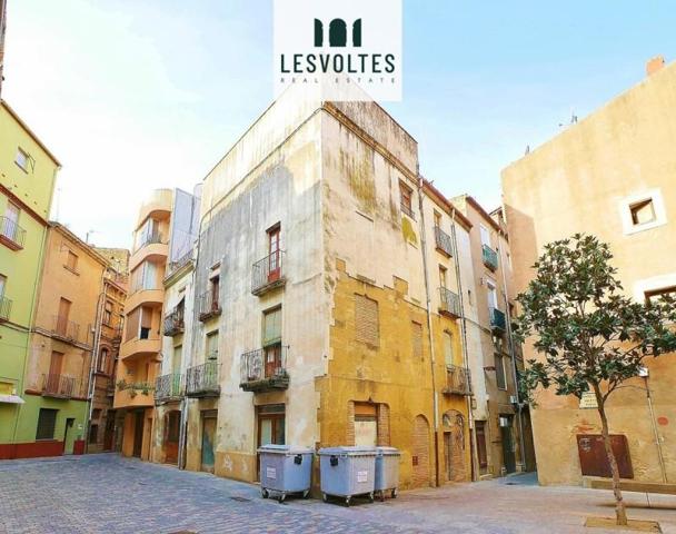 Chalet en venta en La Bisbal d'Empordà, Carrer Pella i Forgas, 17100 photo 0