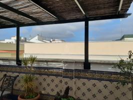 Aticos en venta en Cabra, Cabra photo 0