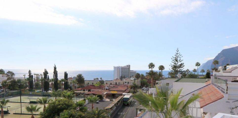 Apartamento en venta en Santiago del Teide, Acantilado de los Gigantes photo 0