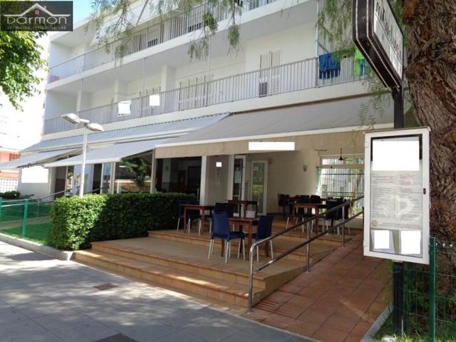 Local comercial en venta en Gandia, Playa de Gandia photo 0