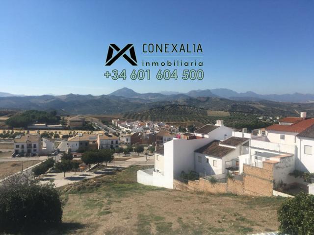 Casa en venta en Olvera, Olvera photo 0