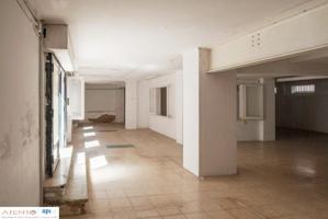 Local comercial en venta en Badalona, Centro photo 0