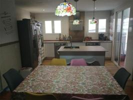 Casa en venta en Mislata, Centro photo 0