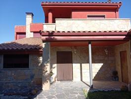 Chalet en venta en Almajano, Almajano photo 0