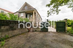 Casa en venta en Vilaboa photo 0