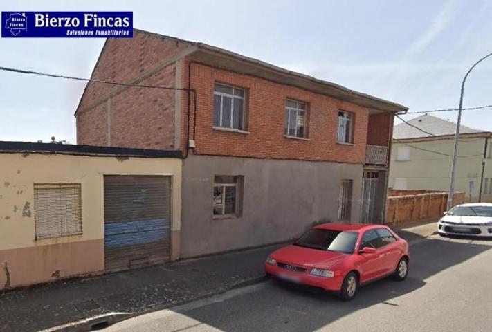 Terreno en venta en Ponferrada, Cuatrovientos photo 0