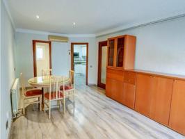 Planta baja en venta en Sitges, Els Molins photo 0