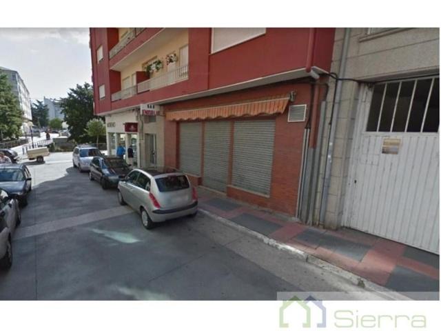 Local comercial en venta en Sarria photo 0