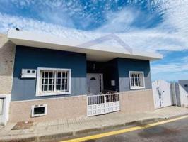 Casas de pueblo en venta en Guía de Isora photo 0