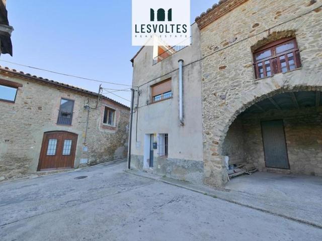 Chalet en venta en Colomers, Carrer Santa Maria, 17144 photo 0