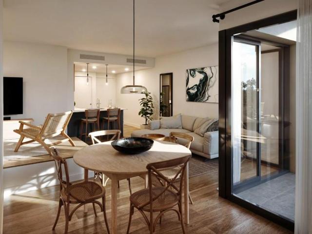 Piso en venta en Sabadell, Creu alta photo 0