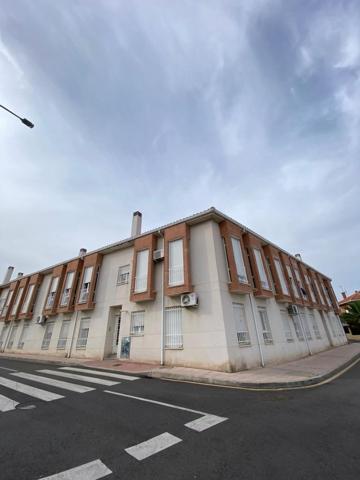 Duplex en venta en Meco, Centro photo 0