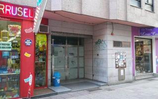 Local comercial en venta en Ponferrada, Centro photo 0