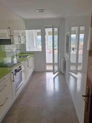 Piso en venta en Ortuella, Grupo Mendialde photo 0