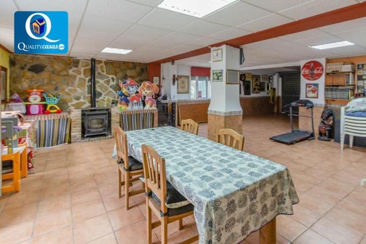Chalet en venta en Muro de Alcoy, Benamer photo 0