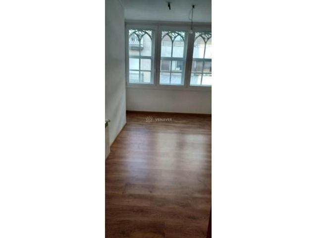 Apartamento en venta en Ourense photo 0