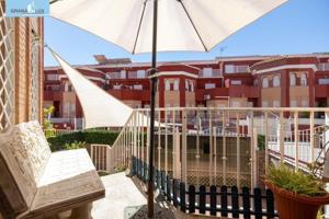 Adosada en venta en Cúllar Vega, Vega de granada zona noroeste photo 0