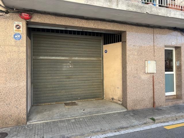 Local comercial en venta en Sant Vicenç dels Horts, Centro photo 0