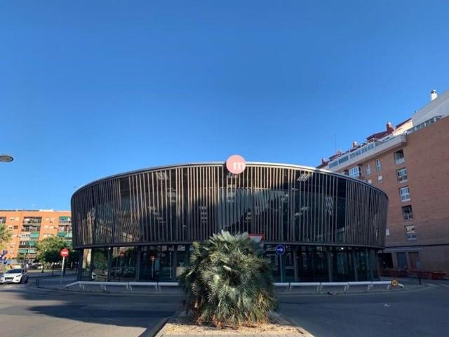 Local comercial en venta en Valencia, El Grau photo 0