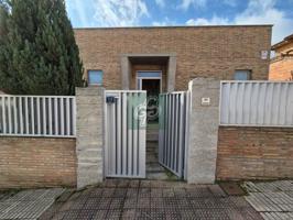 Casa en venta en Benavente photo 0